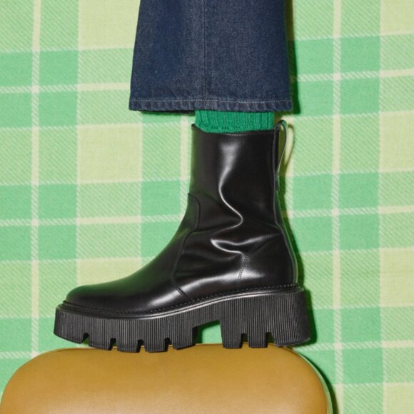 FREDA SALVADOR DARLA LUG SOLE CHELSEA BOOT Size 7.5 NWOT - Picture 1 of 14
